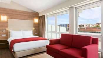 Ramada Encore by Wyndham Istanbul Kartal