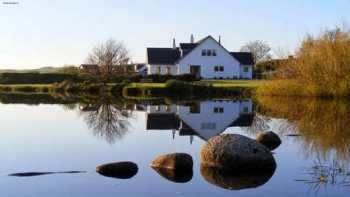 Lochside Self Catering