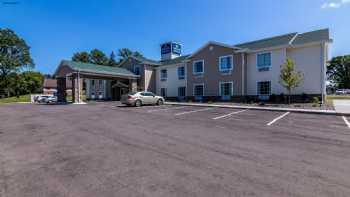 Cobblestone Inn & Suites - Barron