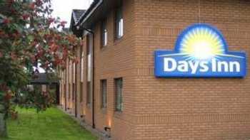 Days Inn by Wyndham Hamilton