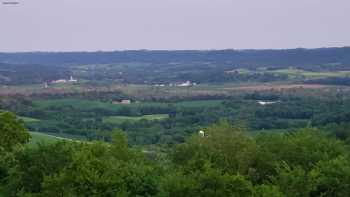 Vino Over The Valley