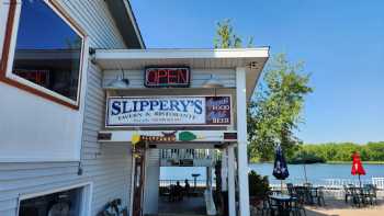 Slippery's Bar & Grill