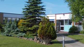 Golden Flatts Primary School