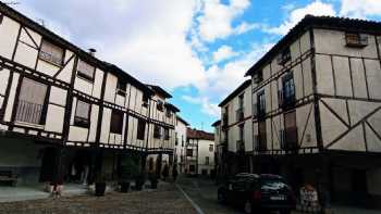 Plaza del Obispo Peña - Pórticos