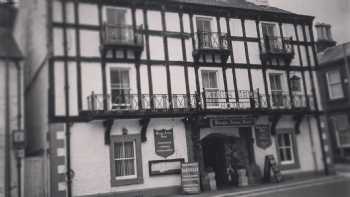 Kings Arms Hotel