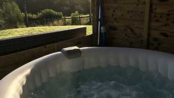 Jacquie’s B&B-Room with a view-shepherds hut-hot tub-Rural-Terregles, Dumfries