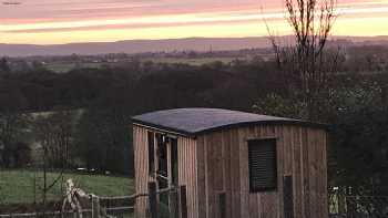 Jacquie’s B&B-Room with a view-shepherds hut-hot tub-Rural-Terregles, Dumfries