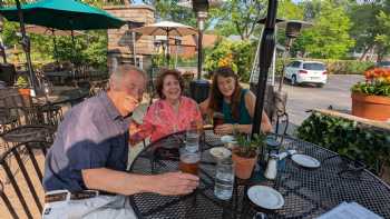 Jack Pandl's Whitefish Bay Inn