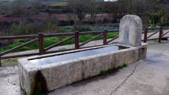 Lavaderos públicos de Monasterio de Rodilla