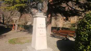 Monumento a Félix Rodríguez de la Fuente