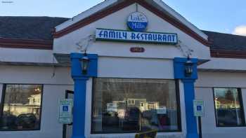 Lake Mills Family Restaurant