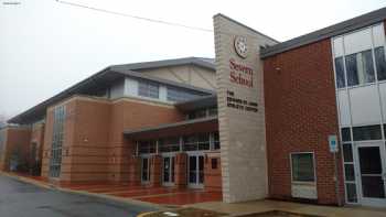 Edward St. John Athletic Center (Severn School)