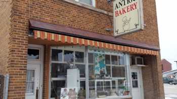 Pavek's Antigo Bakery