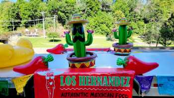 Los Hernandez