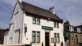 Highlander Inn