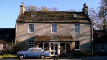 Dell Of Abernethy Cottages