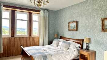 Conval House Bed & Breakfast