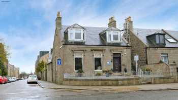 The Jays Guest House Aberdeen