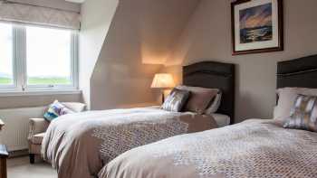 White Heather Bed & Breakfast