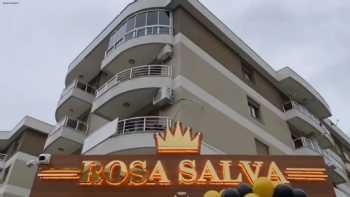 Rosa Salva Cafe