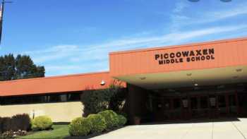 Piccowaxen Middle School