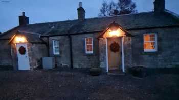 Mauldslie Hill Cottage