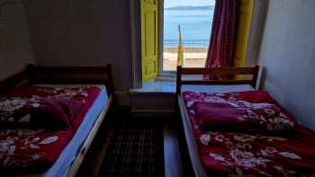 Bute BackPackers Hotel