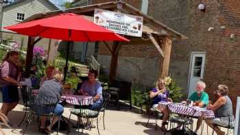 Water Street Market & Cafe