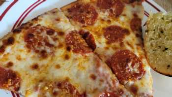 Downtown Pizza Thiensville / Mequon