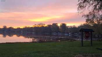 Eddie's Lake House