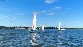 Annapolis Sailing School