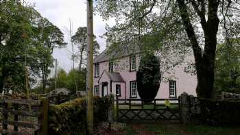 Lochenkit Farmhouse