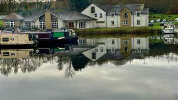 The Boathouse Hotel Bar & Restaurant