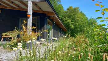 Studio Hoose and Tree Hoose