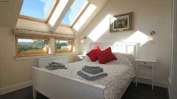 Appletree Cottage - fully en-suite luxury self catering Holiday Cottage for eight people.