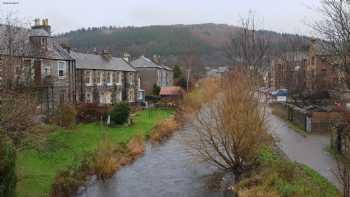 Riverbank Cottage