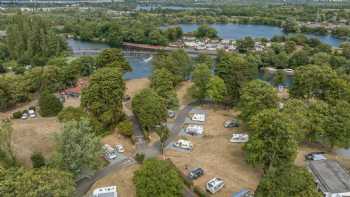 Chertsey Camping and Caravanning Club Site