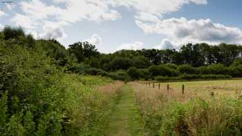 Hill Cottage Farm Caravan & Camping Park - Camping in Fordingbridge