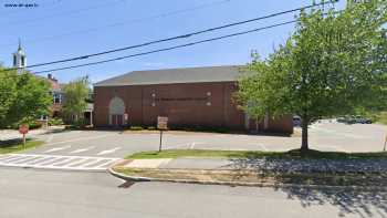 Henniker Community School