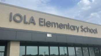 Iola Elementary School