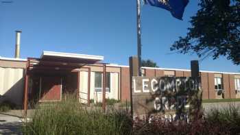 Lecompton Elementary School