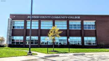 Johnson County Community College: Olathe Health Education Center