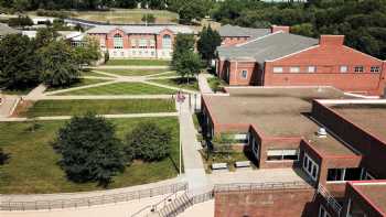 The Pembroke Hill School- Ward Parkway Campus