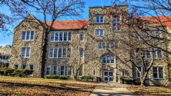 University of Missouri-Kansas City Women's Center