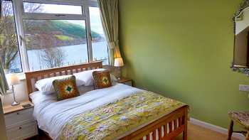 Urquhart Bay Bed & Breakfast