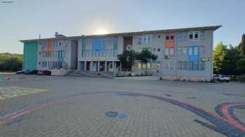 Kazlıçeşme Abay Kız Anadolu İmam Hatip Lisesi