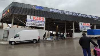 Darıca kapalı semt pazarı