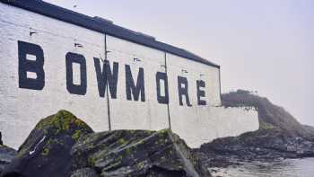 Bowmore Distillery