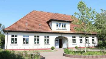 Kleine Grundschule auf dem Lande Ahlbeck