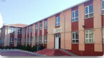 Bergama 13 Nisan Anadolu Lisesi